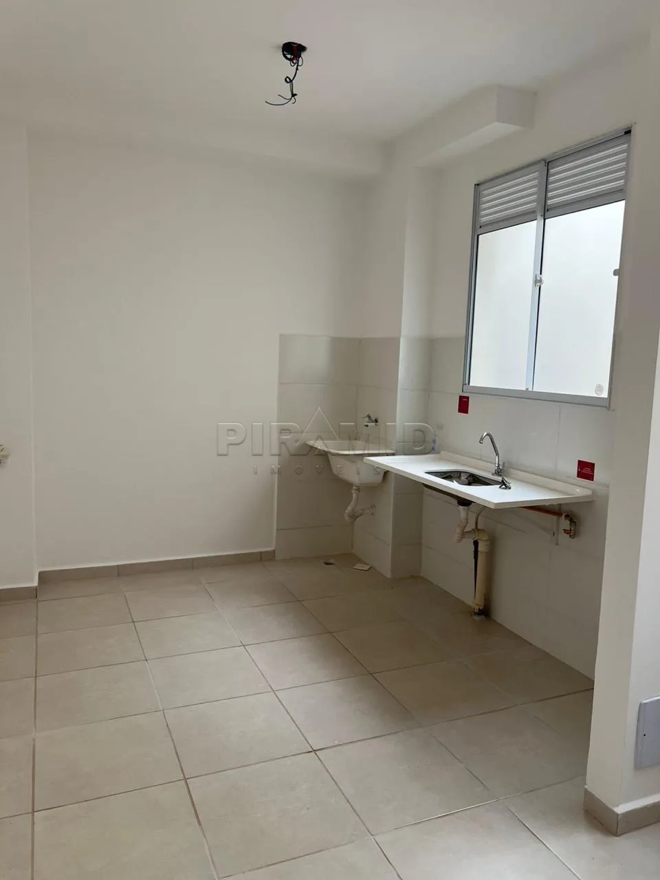 Alugar Apartamento / Padr&atilde;o em Ribeir&atilde;o Preto R$ 1.000,00 - Foto 3