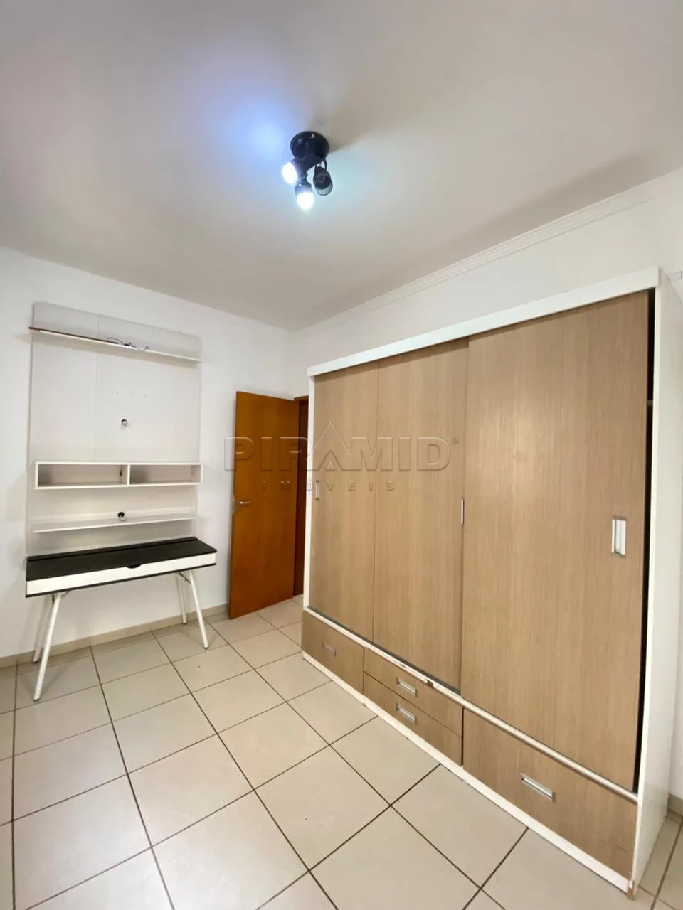 Comprar Apartamento / Padr&atilde;o em Ribeir&atilde;o Preto R$ 530.000,00 - Foto 11