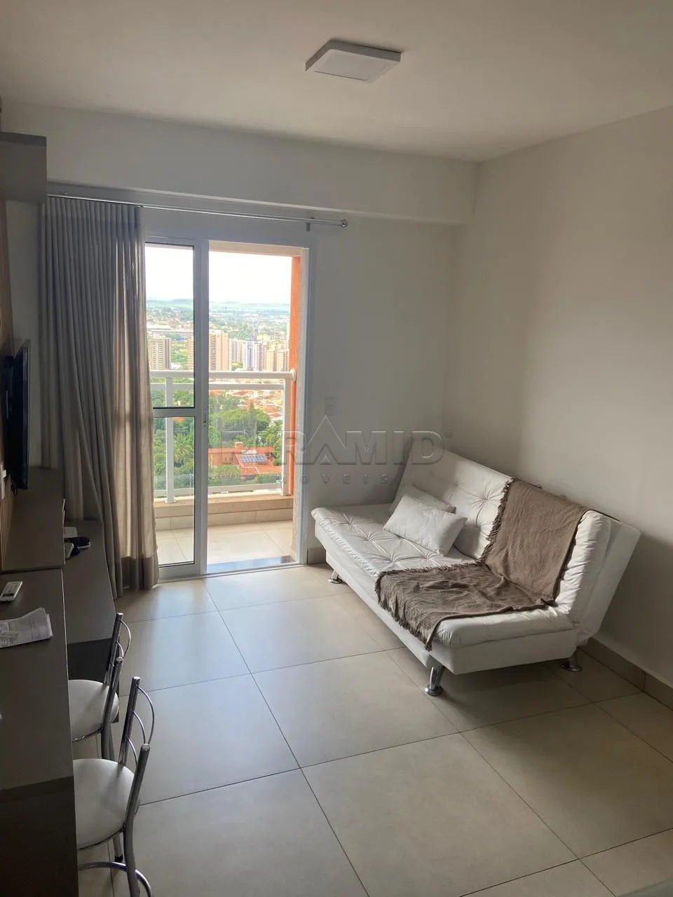 Alugar Apartamento / Padr&atilde;o em Ribeir&atilde;o Preto R$ 3.000,00 - Foto 1