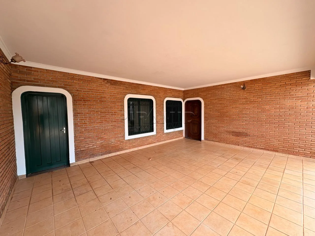Alugar Casa / Padr&atilde;o em Ribeir&atilde;o Preto R$ 3.800,00 - Foto 3