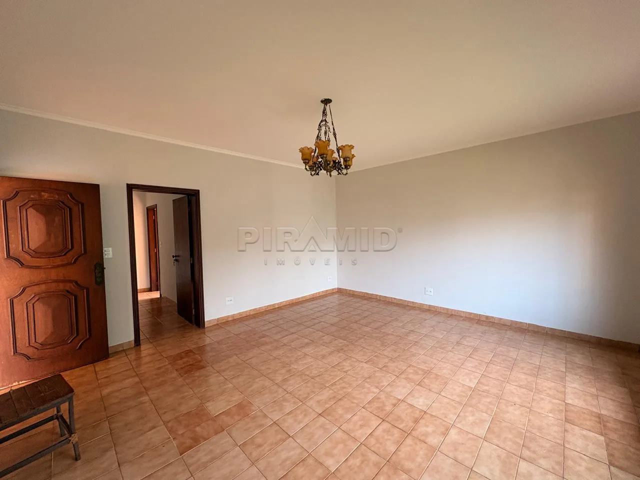Alugar Casa / Padr&atilde;o em Ribeir&atilde;o Preto R$ 3.800,00 - Foto 5