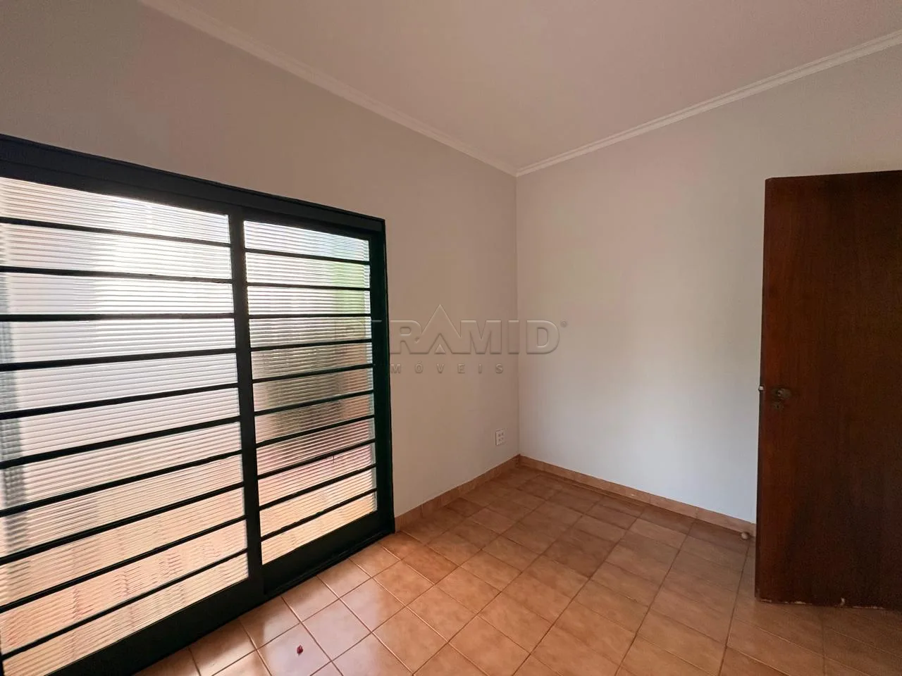 Alugar Casa / Padr&atilde;o em Ribeir&atilde;o Preto R$ 3.800,00 - Foto 7