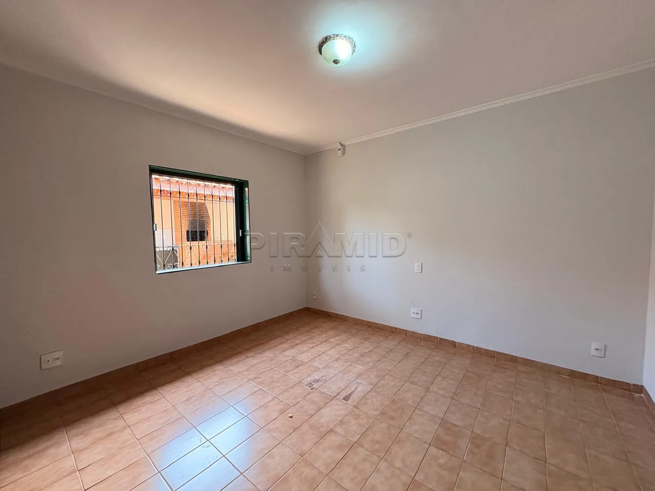 Alugar Casa / Padr&atilde;o em Ribeir&atilde;o Preto R$ 3.800,00 - Foto 21