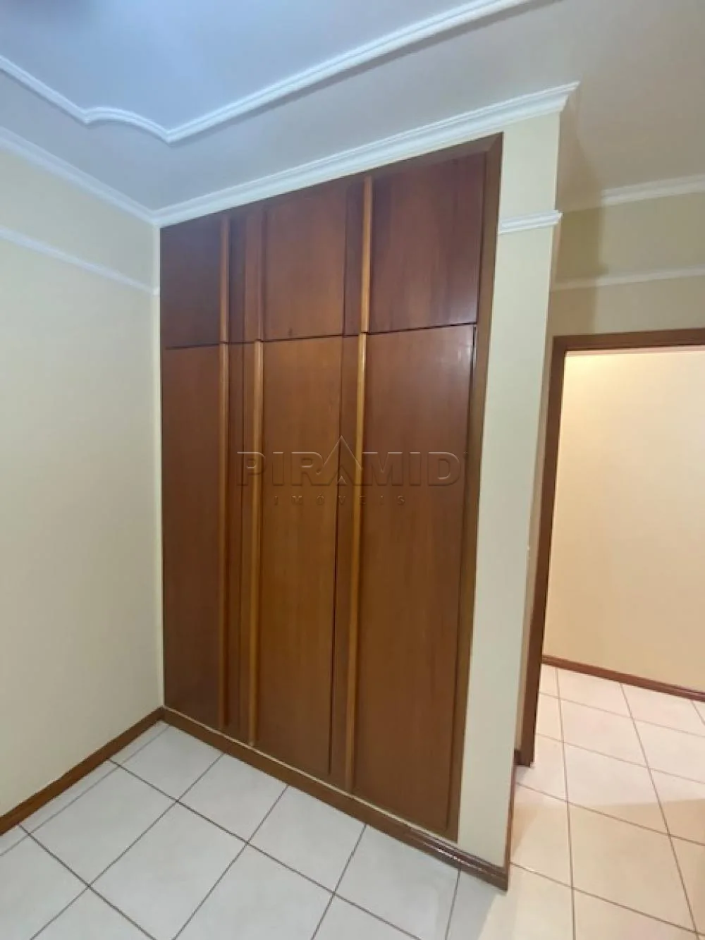 Alugar Apartamento / Padr&atilde;o em Ribeir&atilde;o Preto R$ 2.320,00 - Foto 9