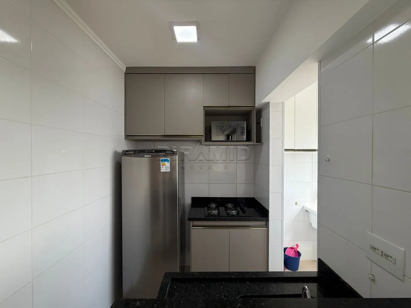 Alugar Apartamento / Kitchnet em Ribeir&atilde;o Preto R$ 1.900,00 - Foto 8