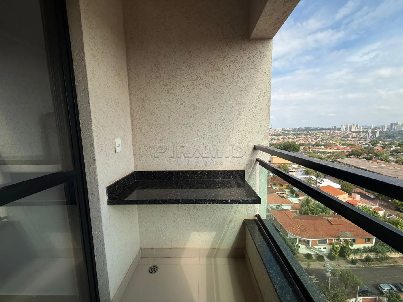 Alugar Apartamento / Kitchnet em Ribeir&atilde;o Preto R$ 1.900,00 - Foto 4