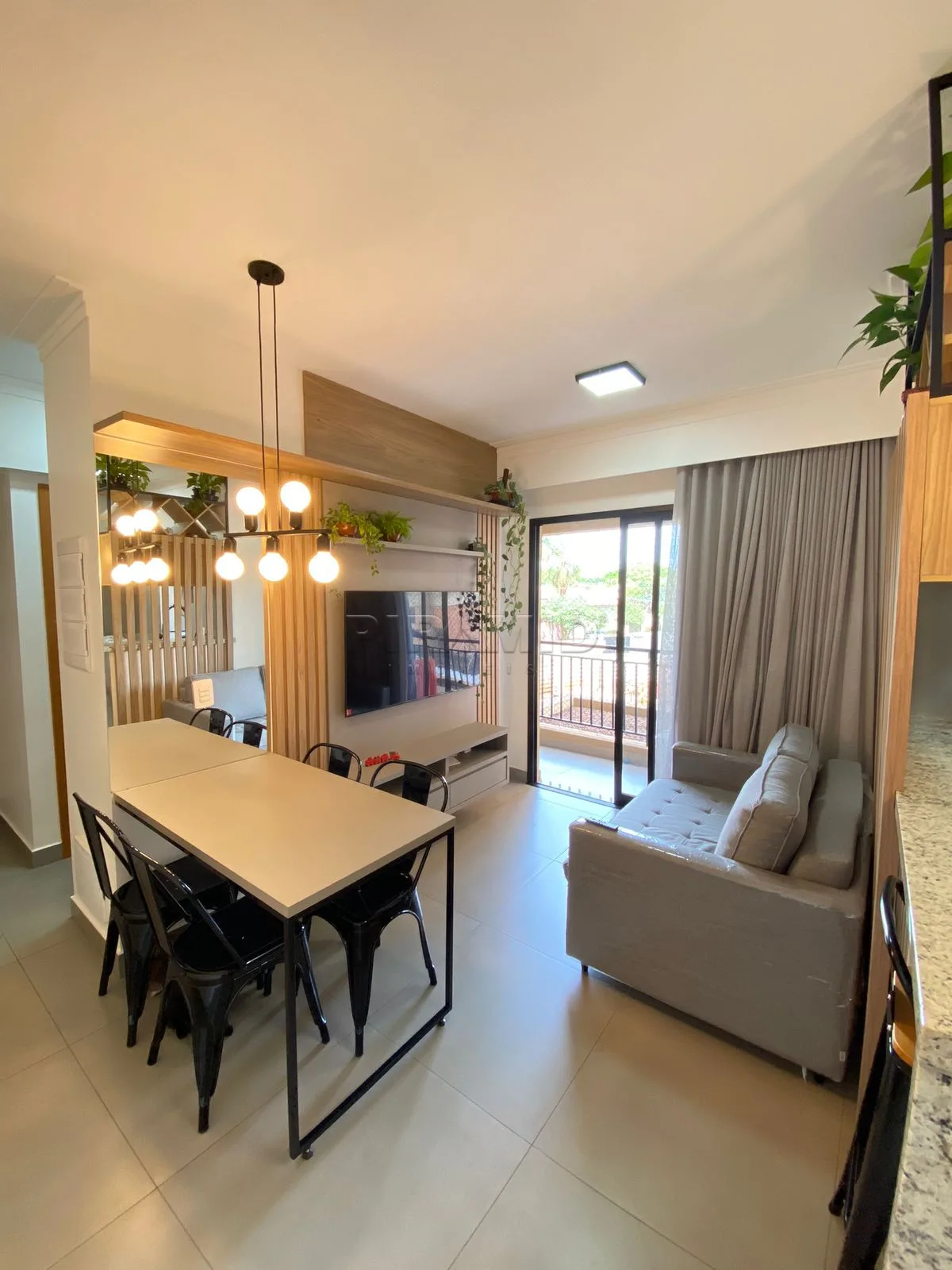 Comprar Apartamento / Padr&atilde;o em Ribeir&atilde;o Preto R$ 450.000,00 - Foto 2