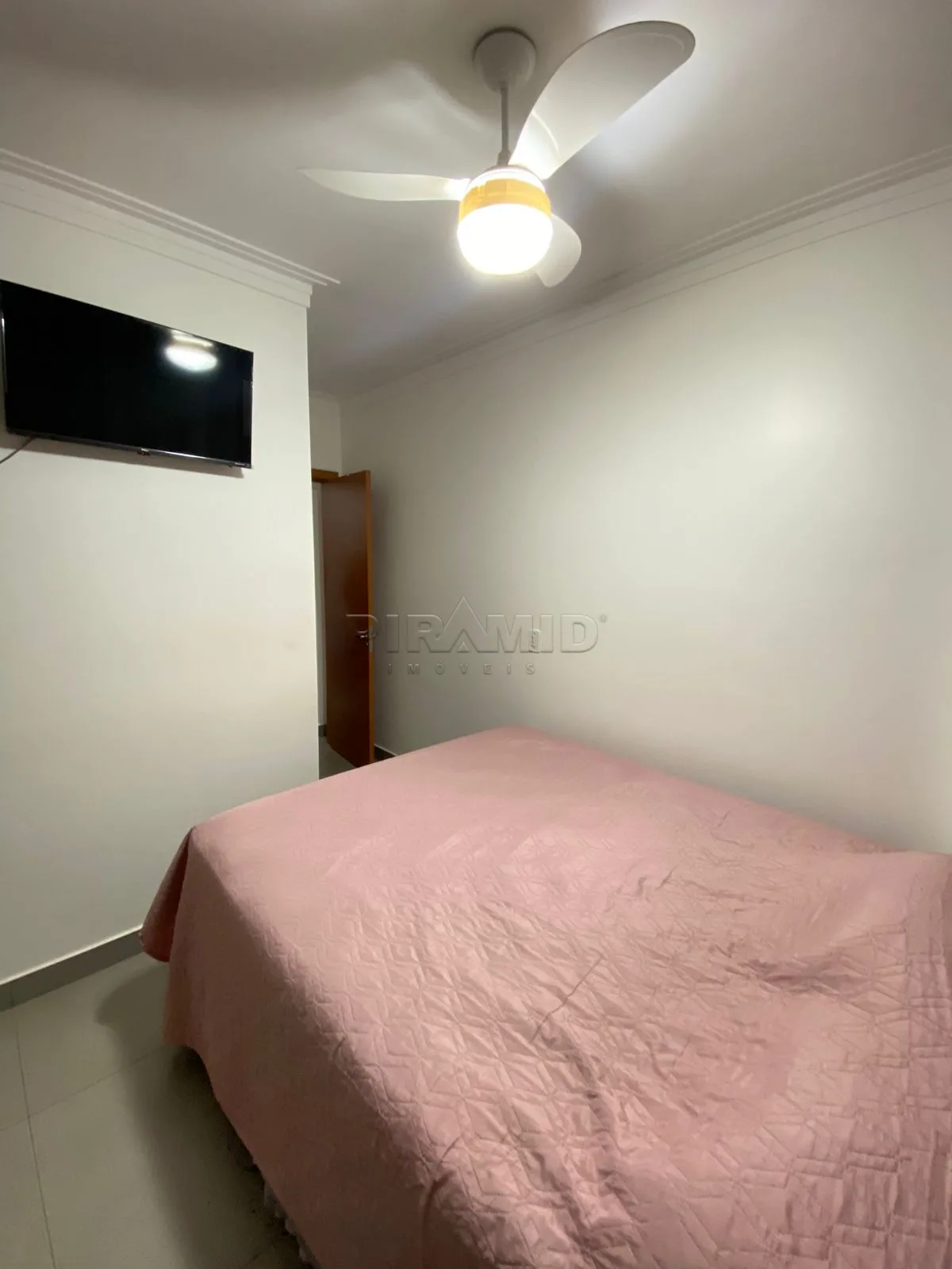 Comprar Apartamento / Padr&atilde;o em Ribeir&atilde;o Preto R$ 450.000,00 - Foto 21