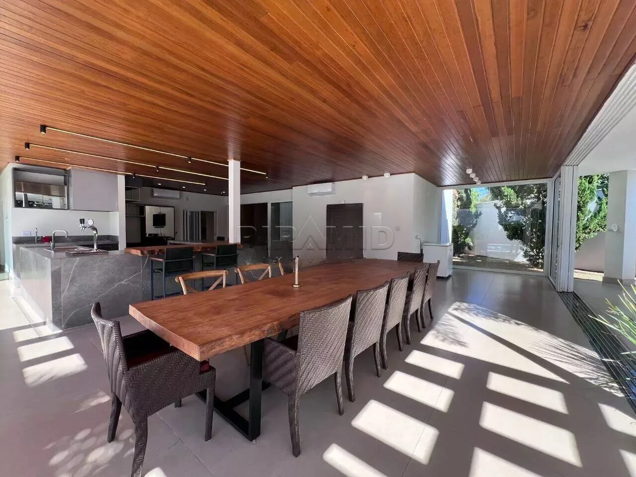 Alugar Casa / Padr&atilde;o em Ribeir&atilde;o Preto R$ 22.000,00 - Foto 6