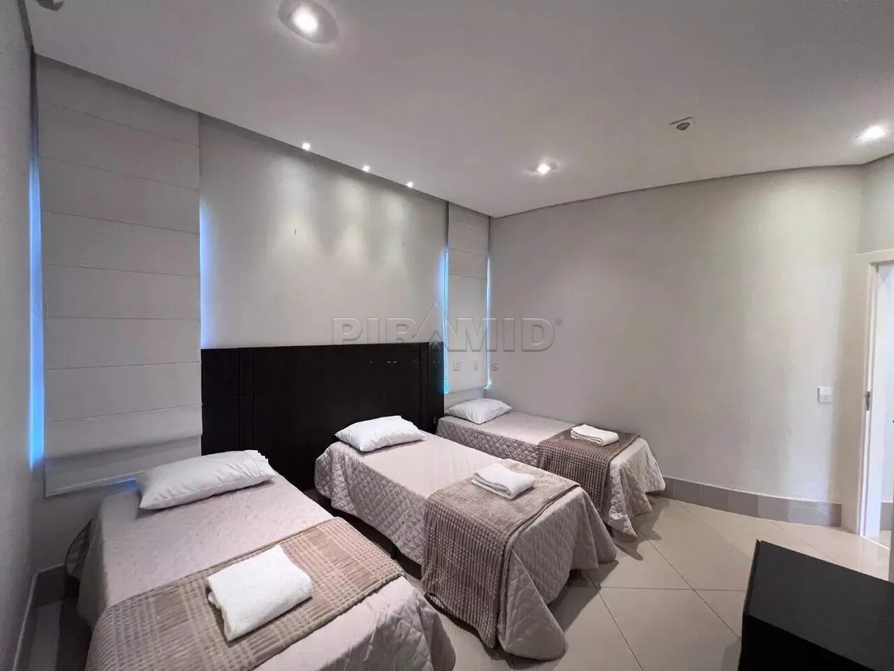 Alugar Casa / Padr&atilde;o em Ribeir&atilde;o Preto R$ 22.000,00 - Foto 16