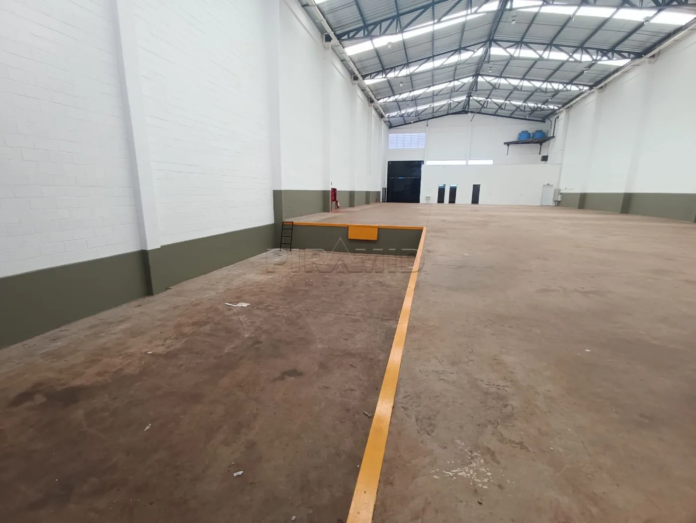 Alugar Comercial / Galp&atilde;o  Barrac&atilde;o em Ribeir&atilde;o Preto R$ 20.000,00 - Foto 5