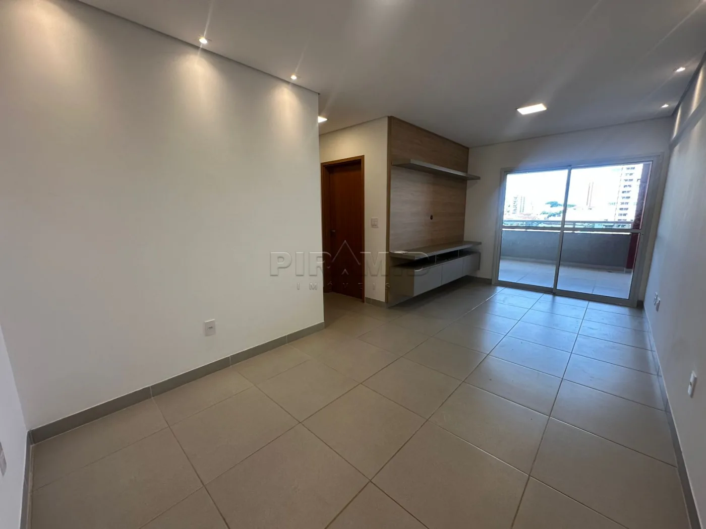 Alugar Apartamento / Padr&atilde;o em Ribeir&atilde;o Preto R$ 2.800,00 - Foto 1