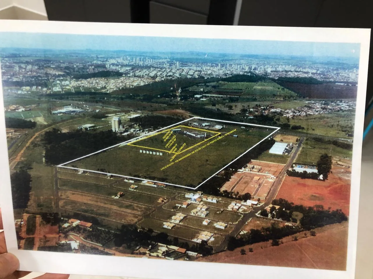 Alugar Comercial / Galp&atilde;o  Barrac&atilde;o em Ribeir&atilde;o Preto R$ 30.000,00 - Foto 12
