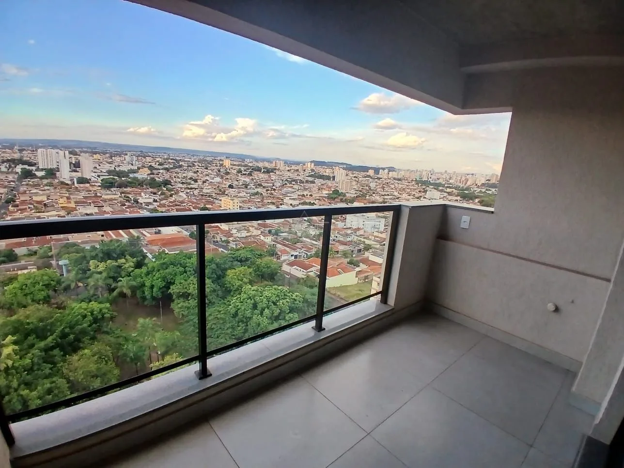 Alugar Apartamento / Padr&atilde;o em Ribeir&atilde;o Preto R$ 2.800,00 - Foto 5