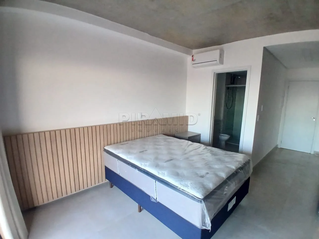 Alugar Apartamento / Padr&atilde;o em Ribeir&atilde;o Preto R$ 2.800,00 - Foto 1