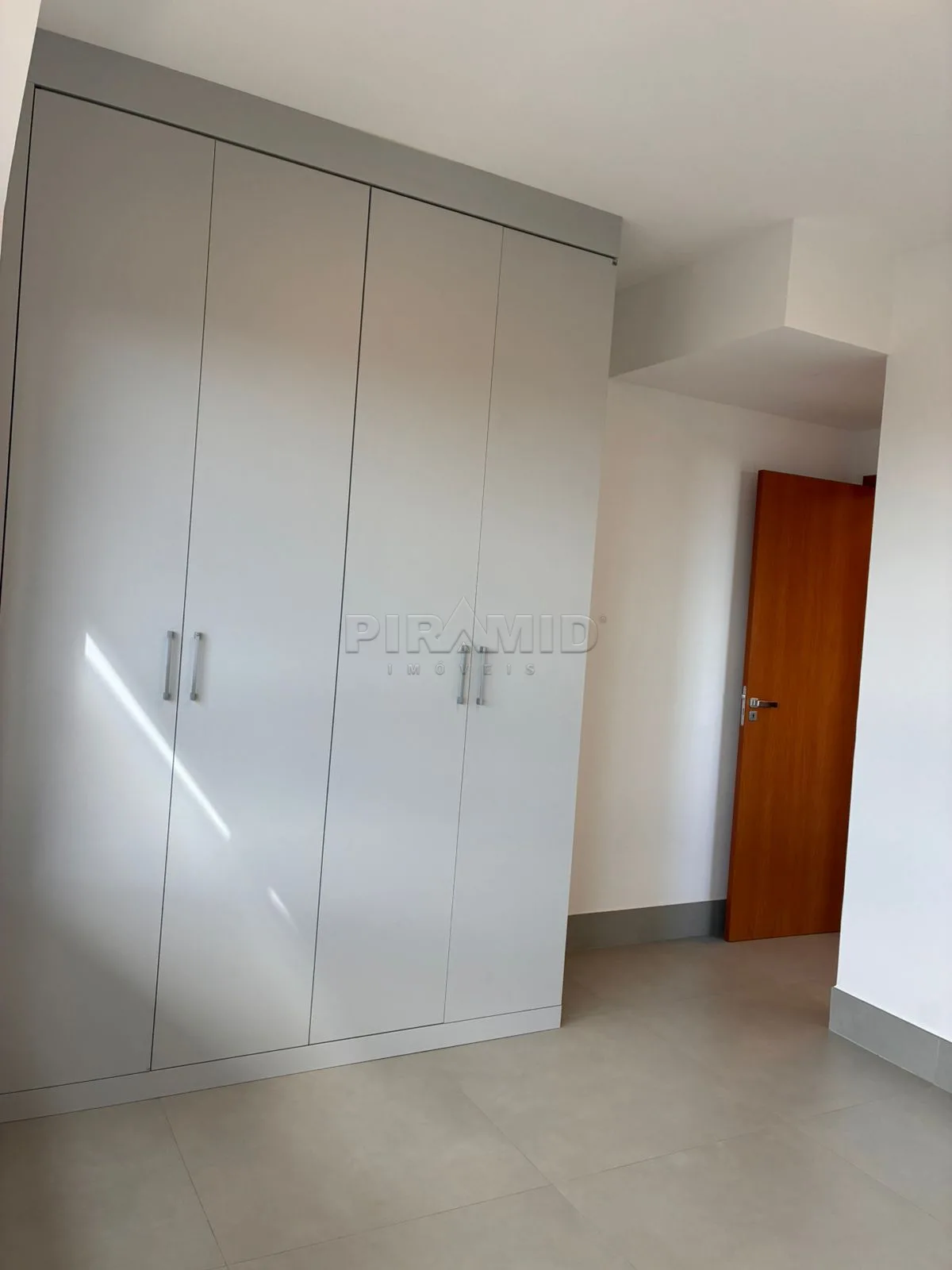 Alugar Apartamento / Padr&atilde;o em Ribeir&atilde;o Preto R$ 6.000,00 - Foto 12