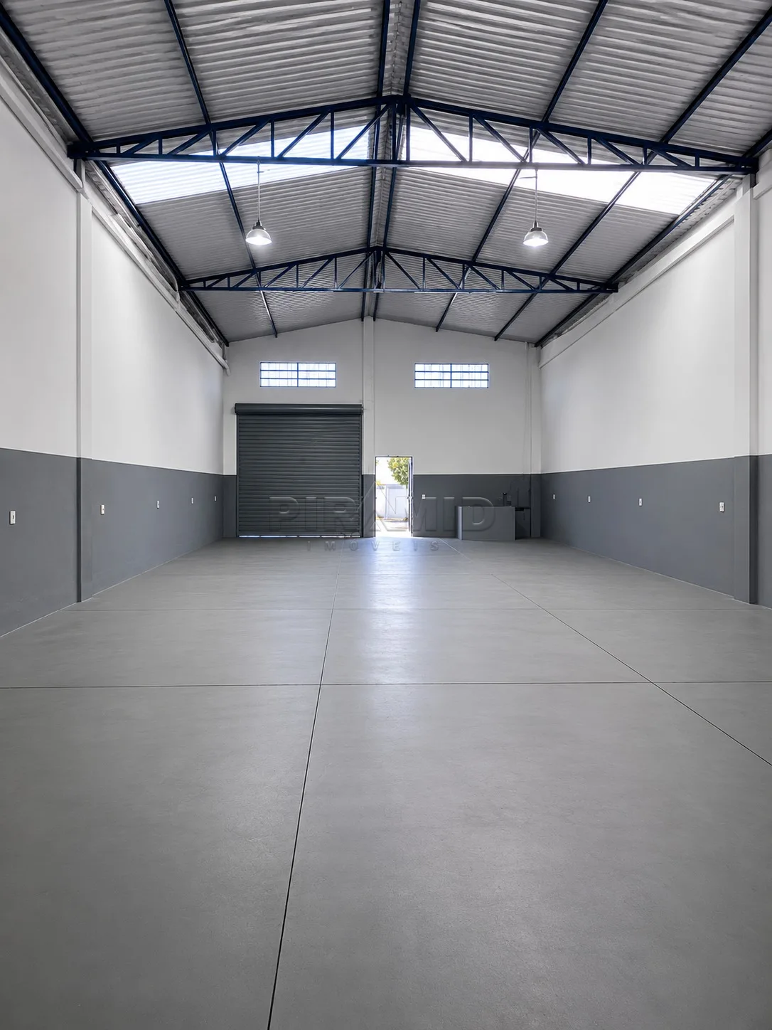 Alugar Comercial / Sal&atilde;o em Ribeir&atilde;o Preto R$ 3.200,00 - Foto 1