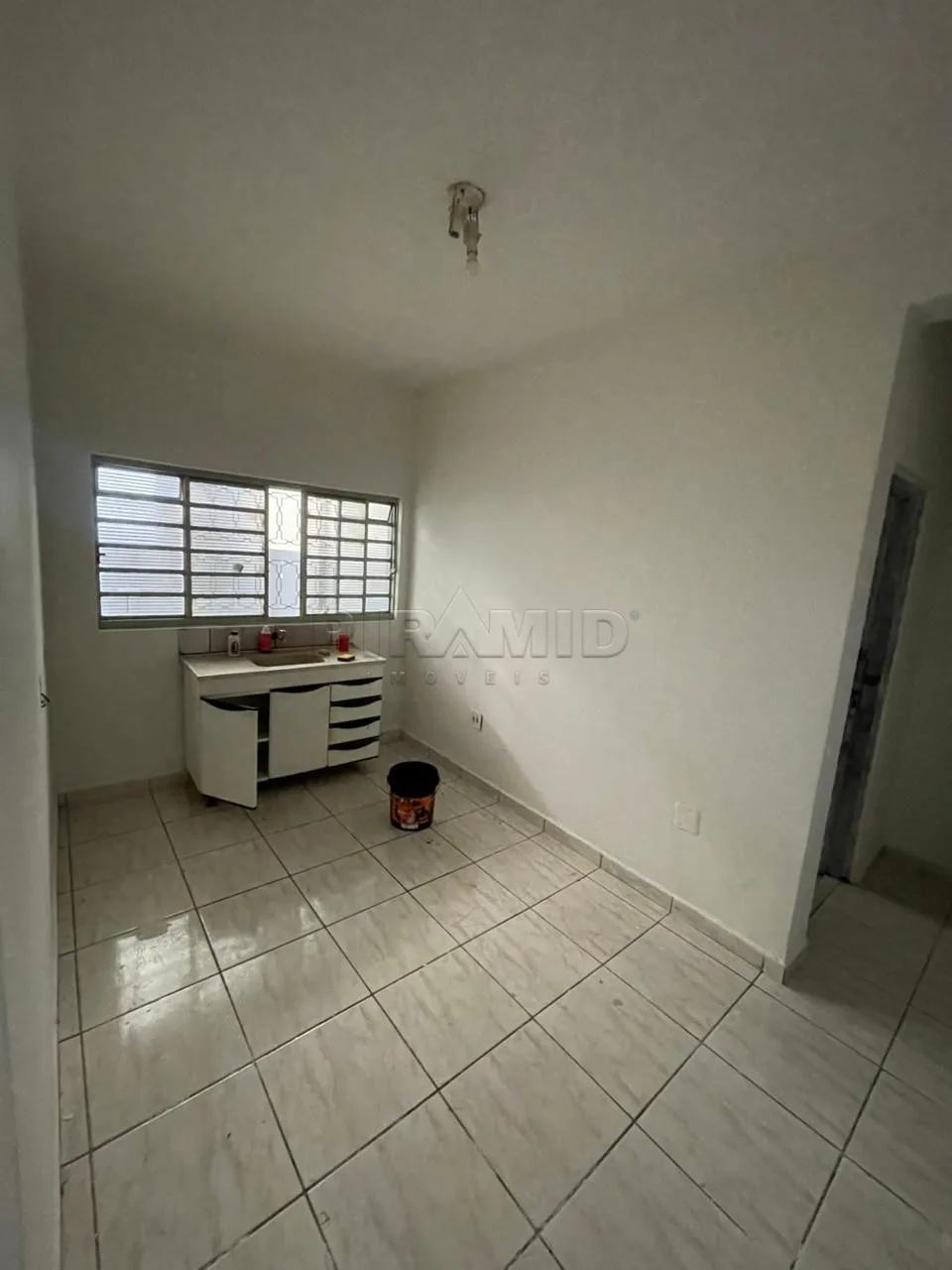 Alugar Comercial / Sal&atilde;o em Ribeir&atilde;o Preto R$ 3.200,00 - Foto 7