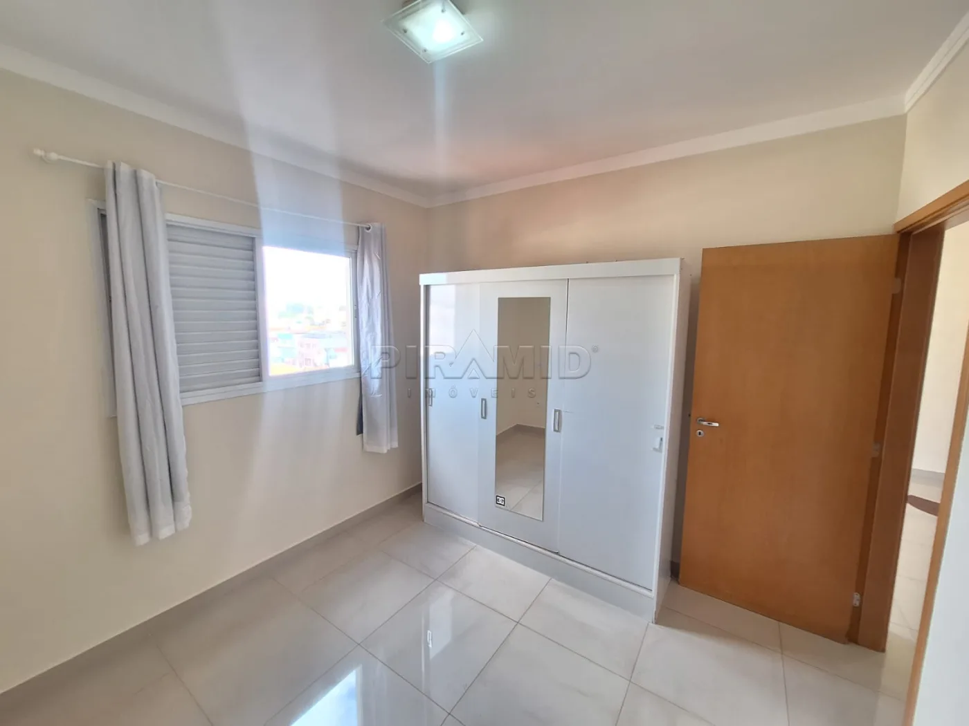 Alugar Apartamento / Padr&atilde;o em Ribeir&atilde;o Preto R$ 1.500,00 - Foto 6