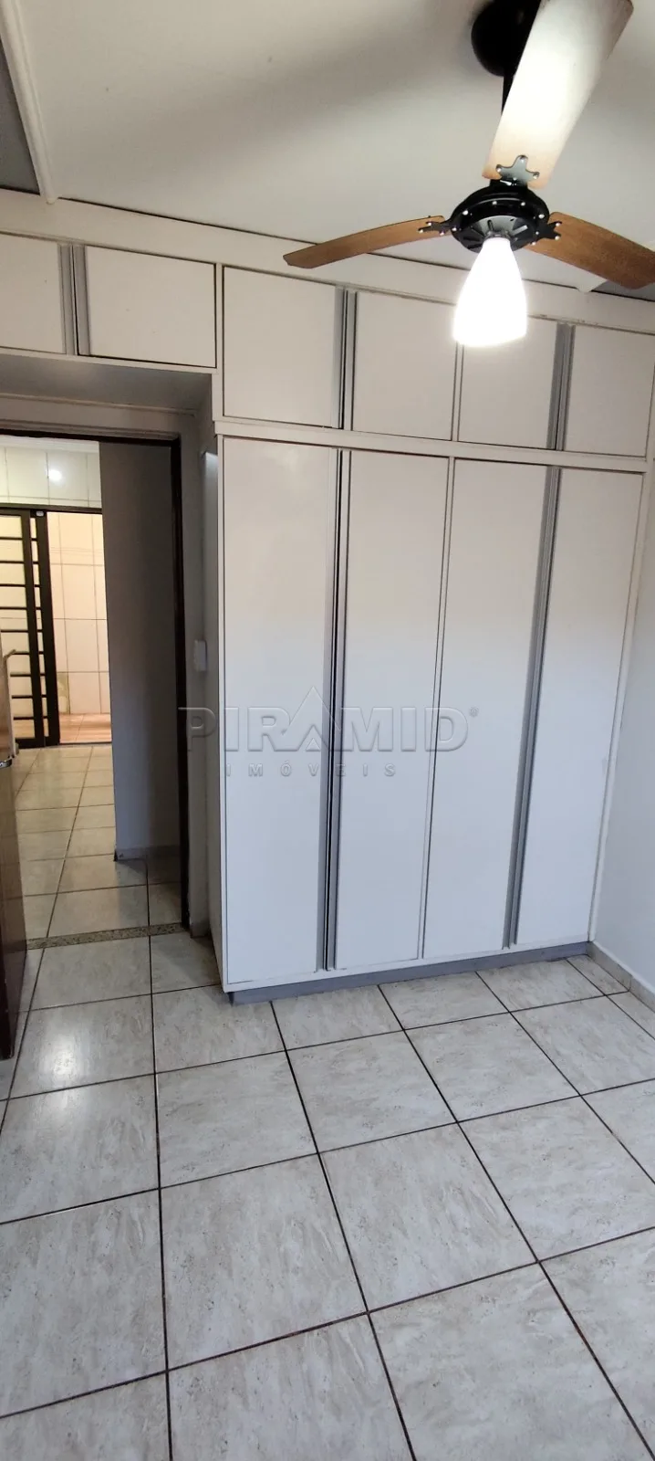 Comprar Casa / Padr&atilde;o em Ribeir&atilde;o Preto R$ 360.000,00 - Foto 7