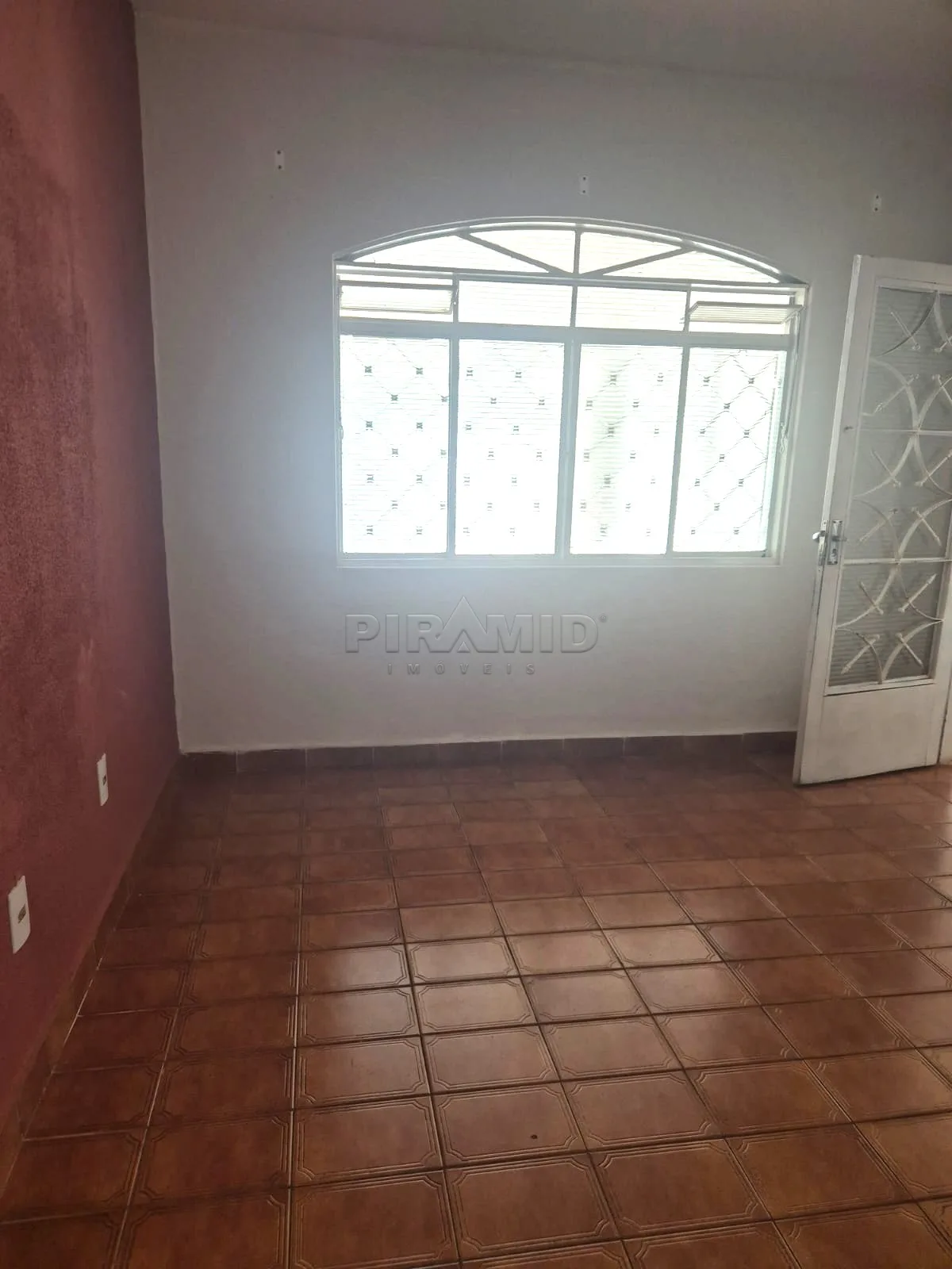 Comprar Casa / Padr&atilde;o em Ribeir&atilde;o Preto R$ 285.000,00 - Foto 3