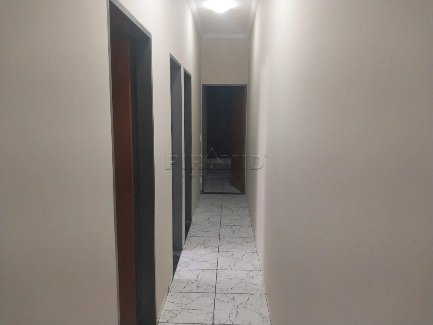 Alugar Casa / Padr&atilde;o em Ribeir&atilde;o Preto R$ 2.000,00 - Foto 5