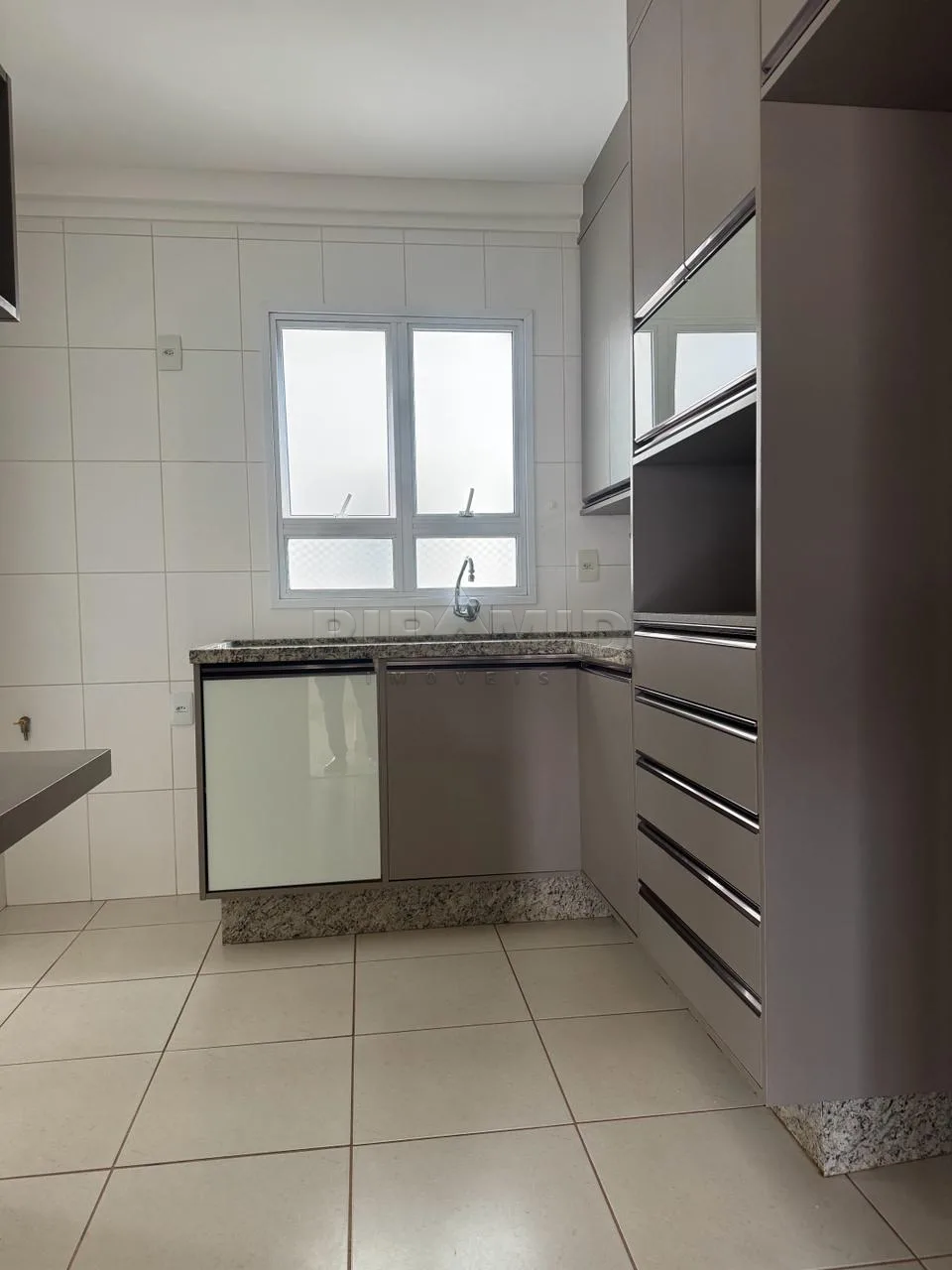 Alugar Apartamento / Padr&atilde;o em Ribeir&atilde;o Preto R$ 3.800,00 - Foto 6