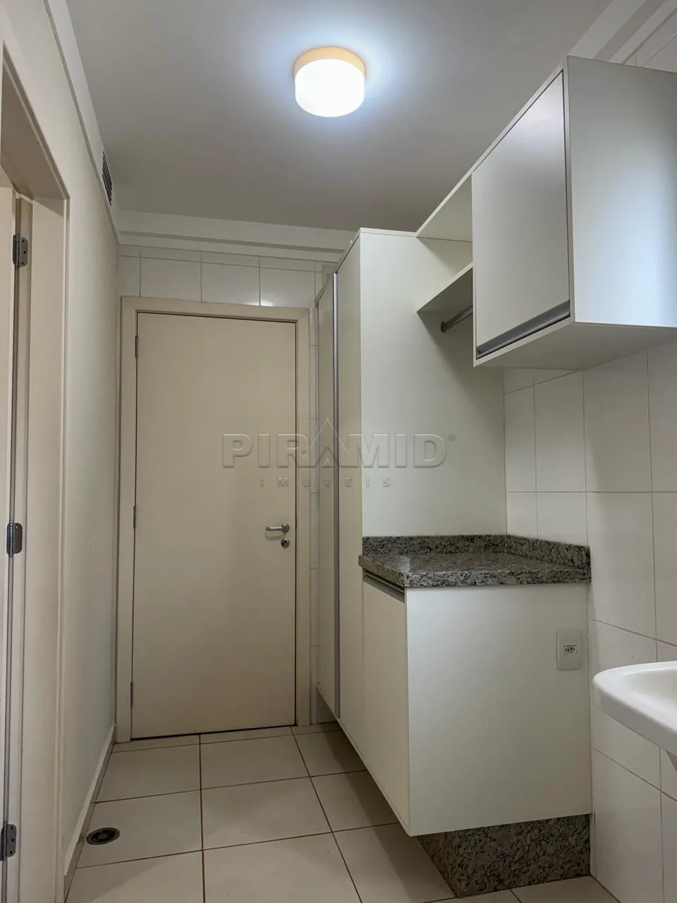 Alugar Apartamento / Padr&atilde;o em Ribeir&atilde;o Preto R$ 3.800,00 - Foto 8
