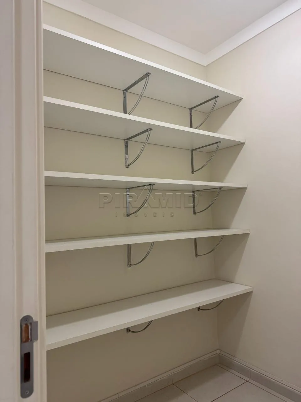 Alugar Apartamento / Padr&atilde;o em Ribeir&atilde;o Preto R$ 3.800,00 - Foto 9