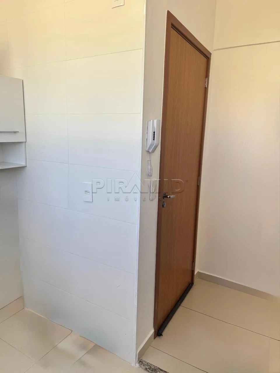 Alugar Apartamento / Padr&atilde;o em Ribeir&atilde;o Preto R$ 1.500,00 - Foto 6