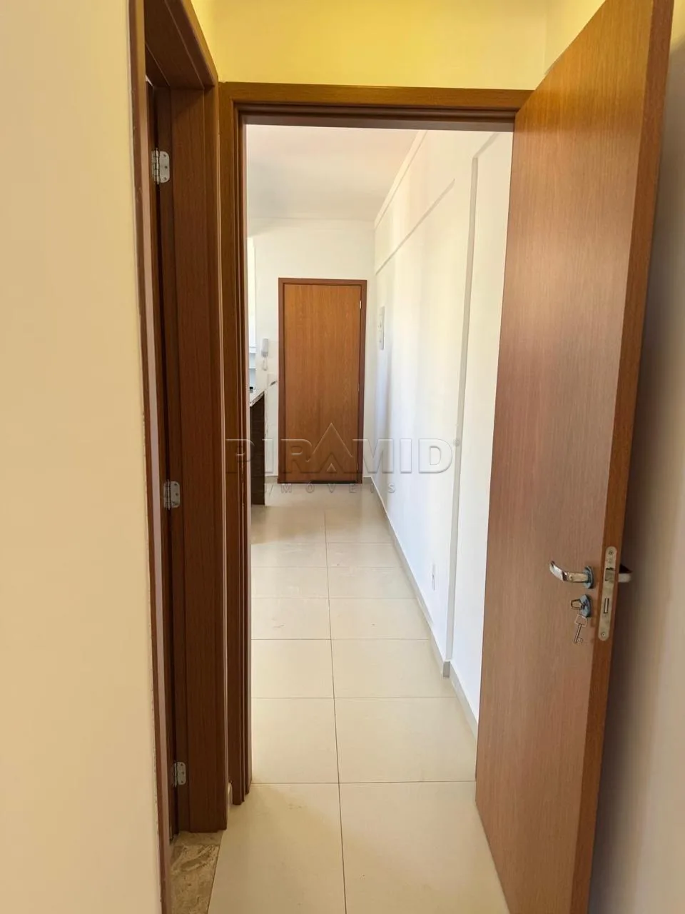 Alugar Apartamento / Padr&atilde;o em Ribeir&atilde;o Preto R$ 1.500,00 - Foto 10