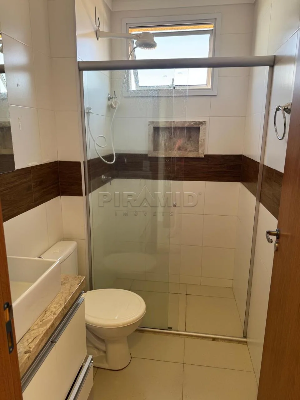 Alugar Apartamento / Padr&atilde;o em Ribeir&atilde;o Preto R$ 1.500,00 - Foto 11