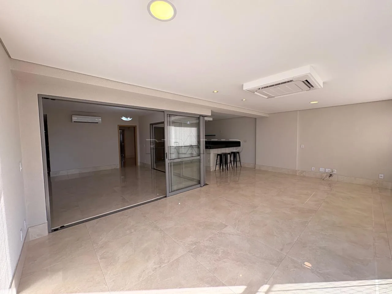 Alugar Apartamento / Padr&atilde;o em Ribeir&atilde;o Preto R$ 18.000,00 - Foto 5