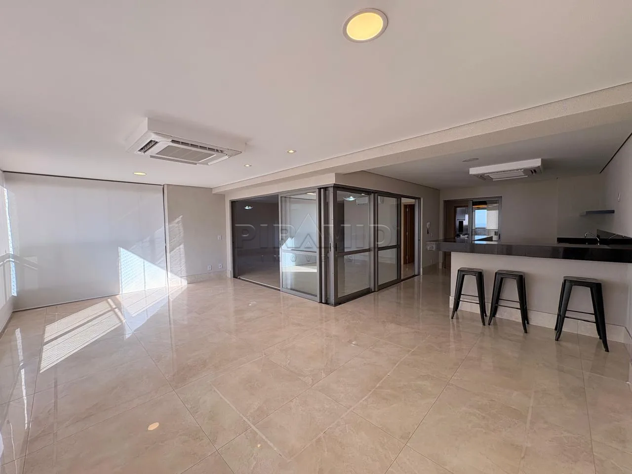 Alugar Apartamento / Padr&atilde;o em Ribeir&atilde;o Preto R$ 18.000,00 - Foto 7