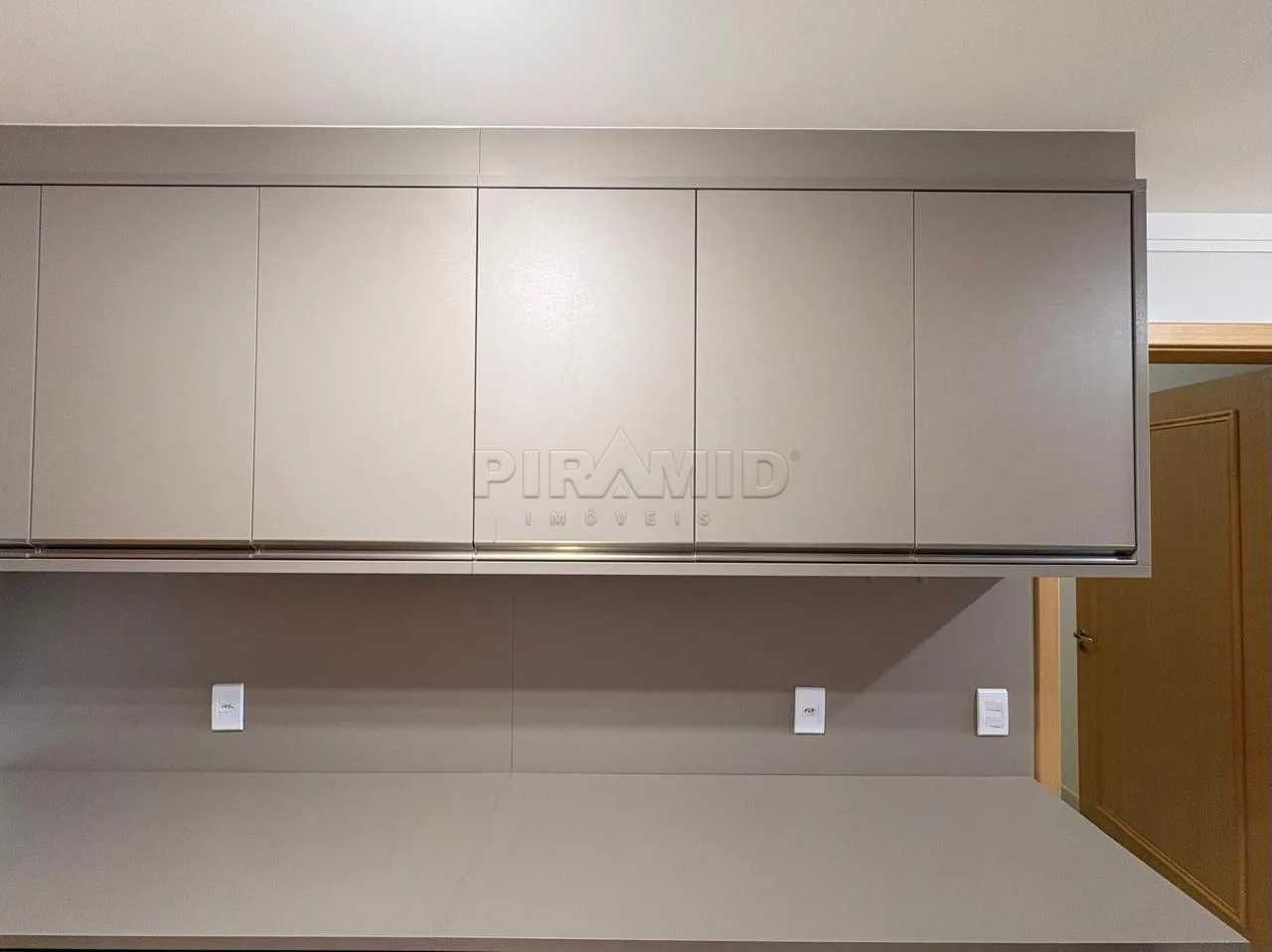 Alugar Apartamento / Padr&atilde;o em Ribeir&atilde;o Preto R$ 18.000,00 - Foto 17