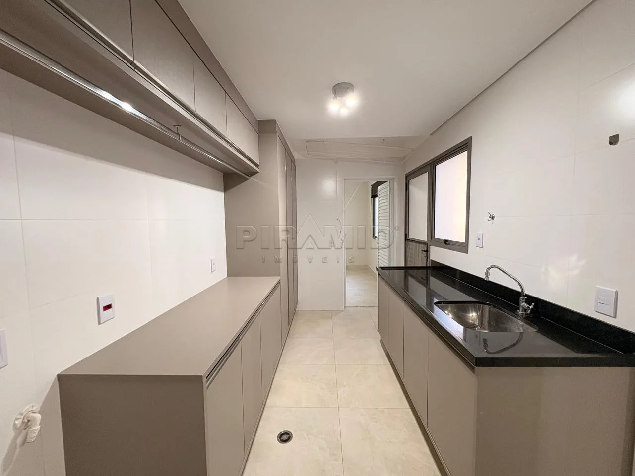 Alugar Apartamento / Padr&atilde;o em Ribeir&atilde;o Preto R$ 18.000,00 - Foto 20