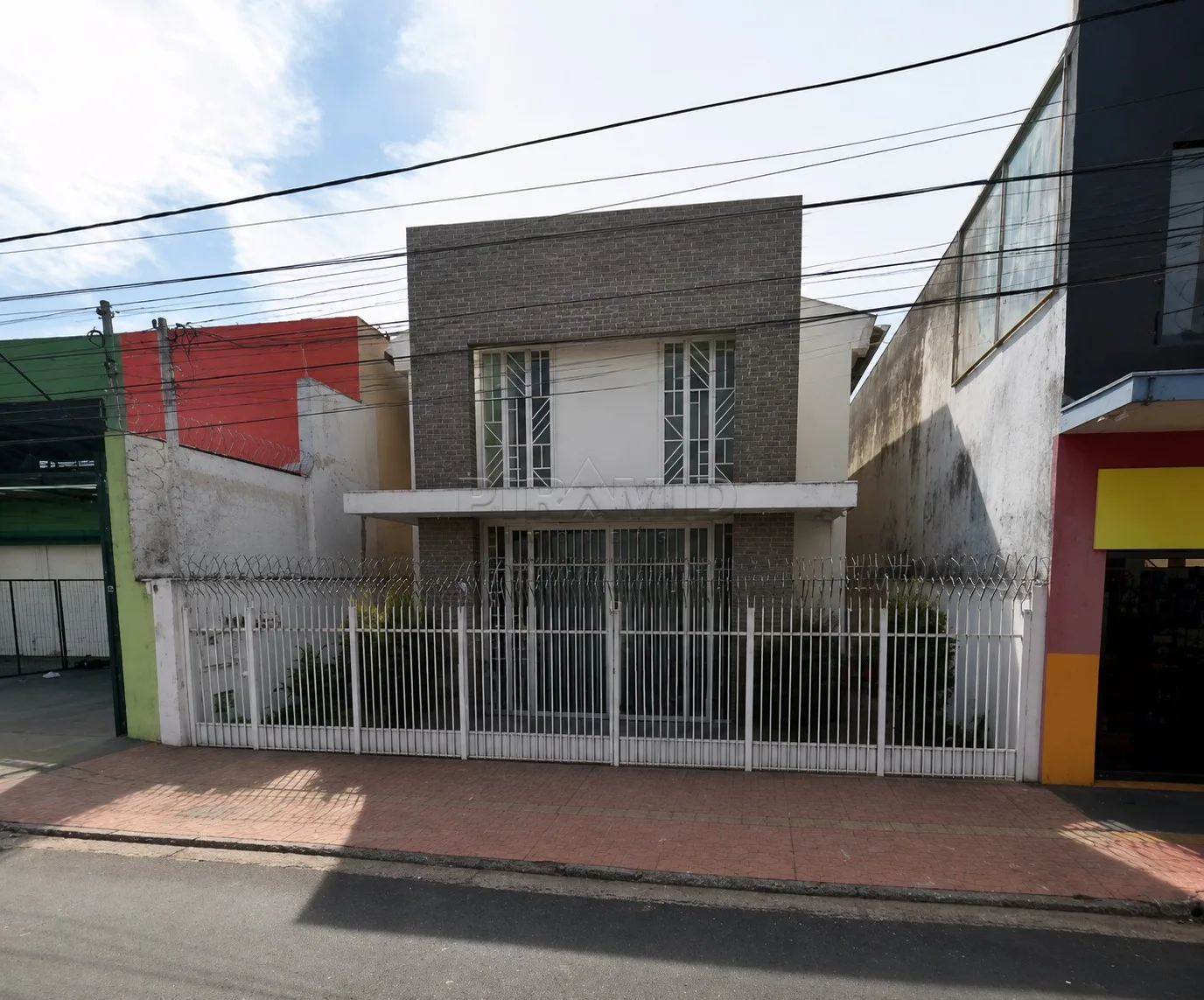 Alugar Comercial / Ponto Comercial em Ribeir&atilde;o Preto R$ 6.000,00 - Foto 1