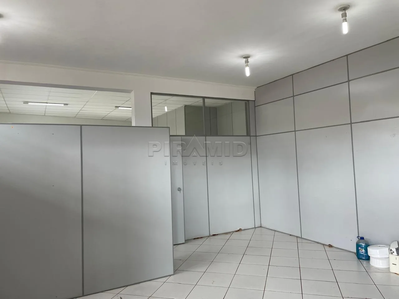 Alugar Comercial / Sal&atilde;o em Ribeir&atilde;o Preto R$ 40.000,00 - Foto 8