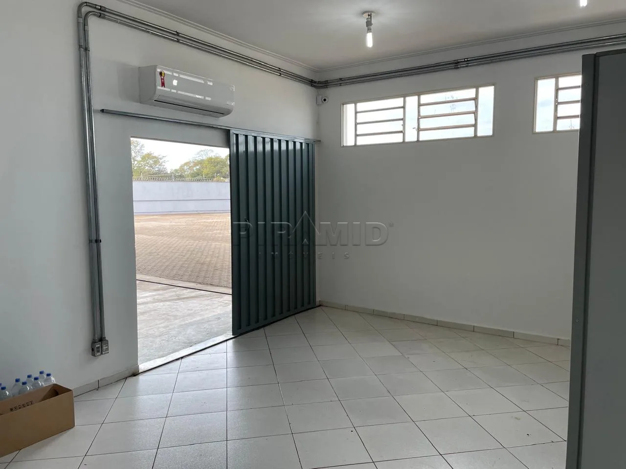 Alugar Comercial / Sal&atilde;o em Ribeir&atilde;o Preto R$ 40.000,00 - Foto 9