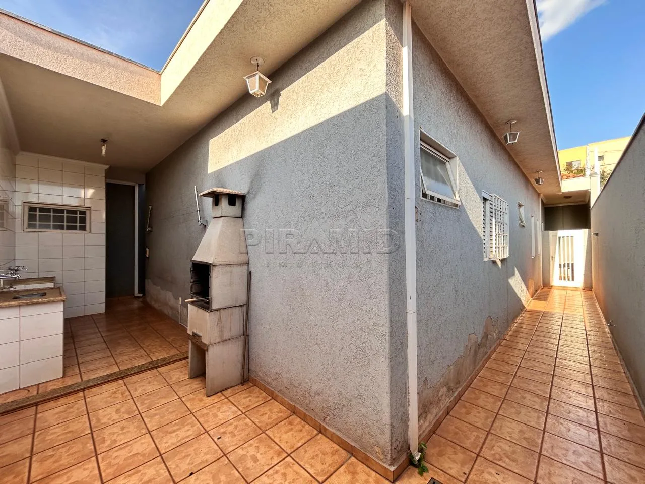 Alugar Casa / Padr&atilde;o em Ribeir&atilde;o Preto R$ 3.500,00 - Foto 3