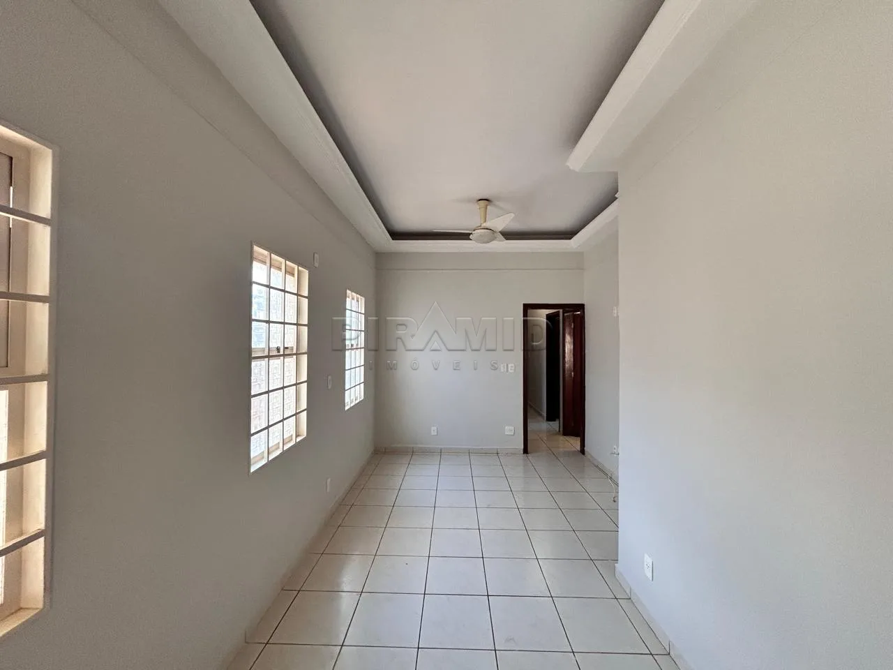 Alugar Casa / Padr&atilde;o em Ribeir&atilde;o Preto R$ 3.500,00 - Foto 9
