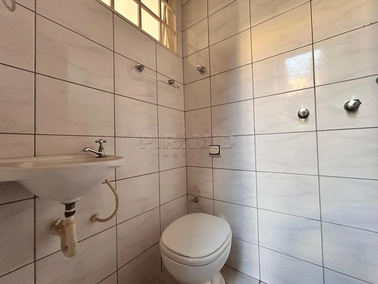 Alugar Casa / Padr&atilde;o em Ribeir&atilde;o Preto R$ 3.500,00 - Foto 7