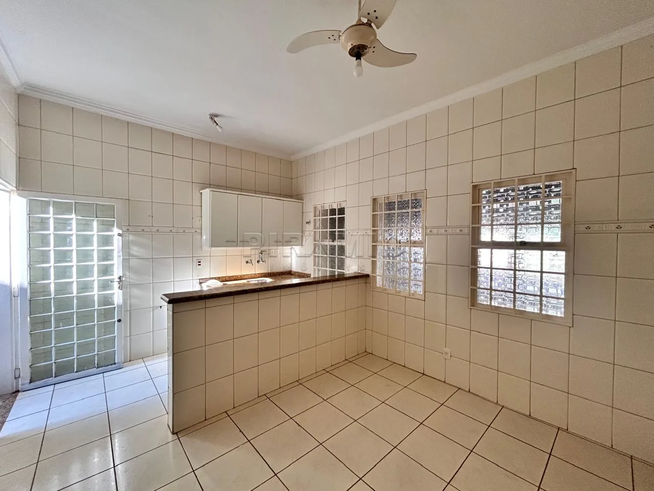 Alugar Casa / Padr&atilde;o em Ribeir&atilde;o Preto R$ 3.500,00 - Foto 11