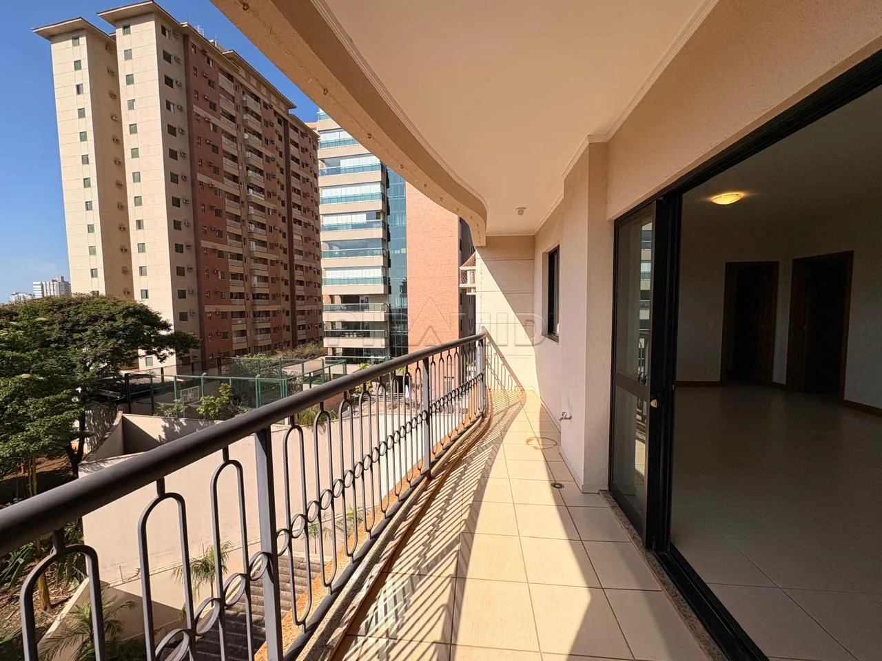 Alugar Apartamento / Padr&atilde;o em Ribeir&atilde;o Preto R$ 4.200,00 - Foto 2