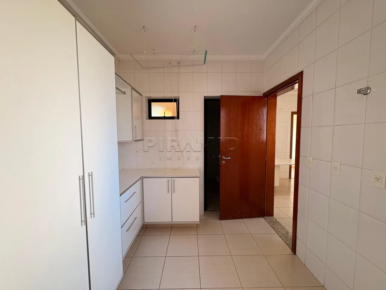 Alugar Apartamento / Padr&atilde;o em Ribeir&atilde;o Preto R$ 4.200,00 - Foto 9