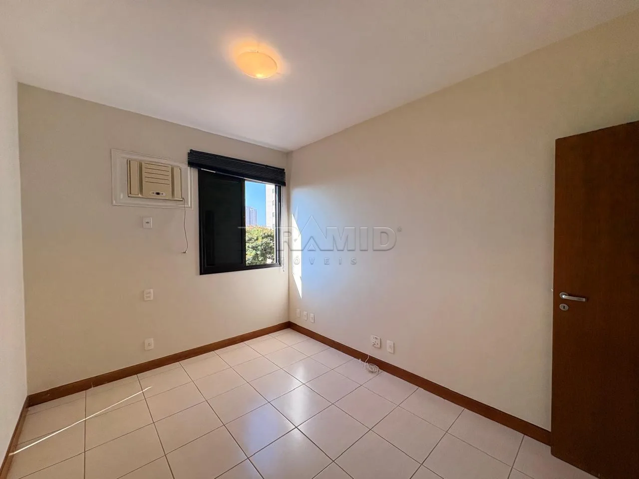 Alugar Apartamento / Padr&atilde;o em Ribeir&atilde;o Preto R$ 4.200,00 - Foto 18