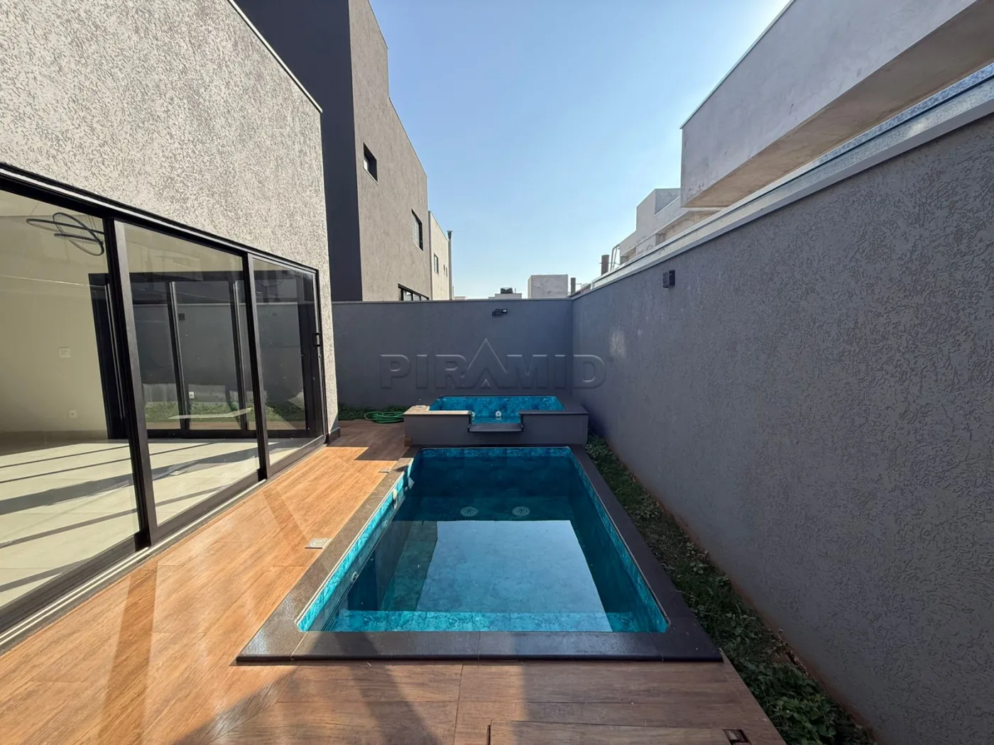 Alugar Casa / Condom&iacute;nio em Ribeir&atilde;o Preto R$ 6.000,00 - Foto 2