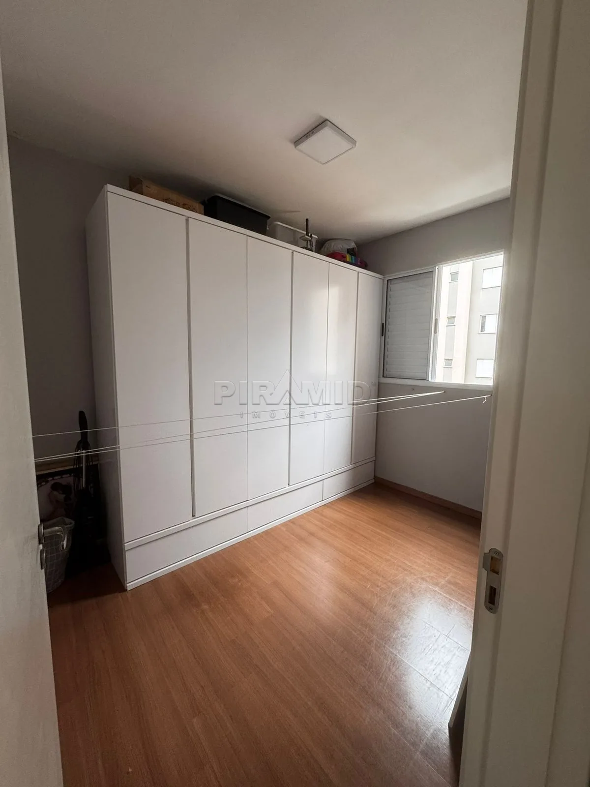 Comprar Apartamento / Padr&atilde;o em Ribeir&atilde;o Preto R$ 235.000,00 - Foto 5