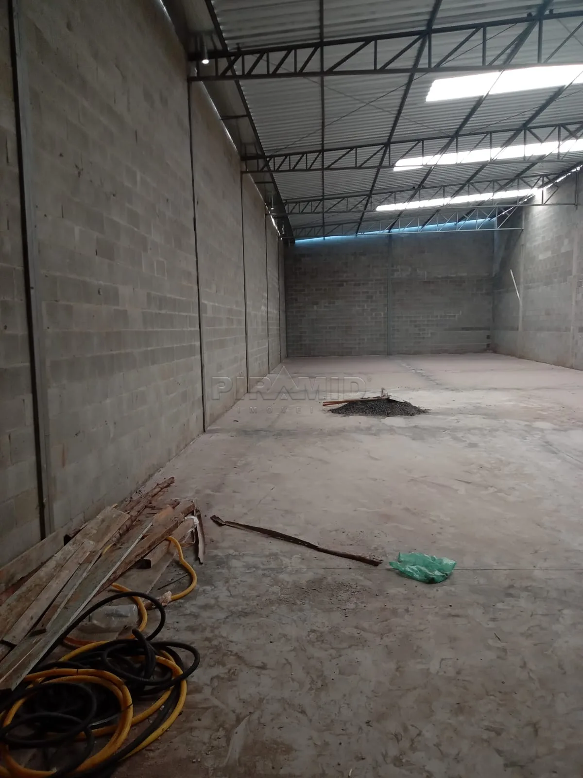 Alugar Comercial / Galp&atilde;o  Barrac&atilde;o em Ribeir&atilde;o Preto R$ 5.900,00 - Foto 29