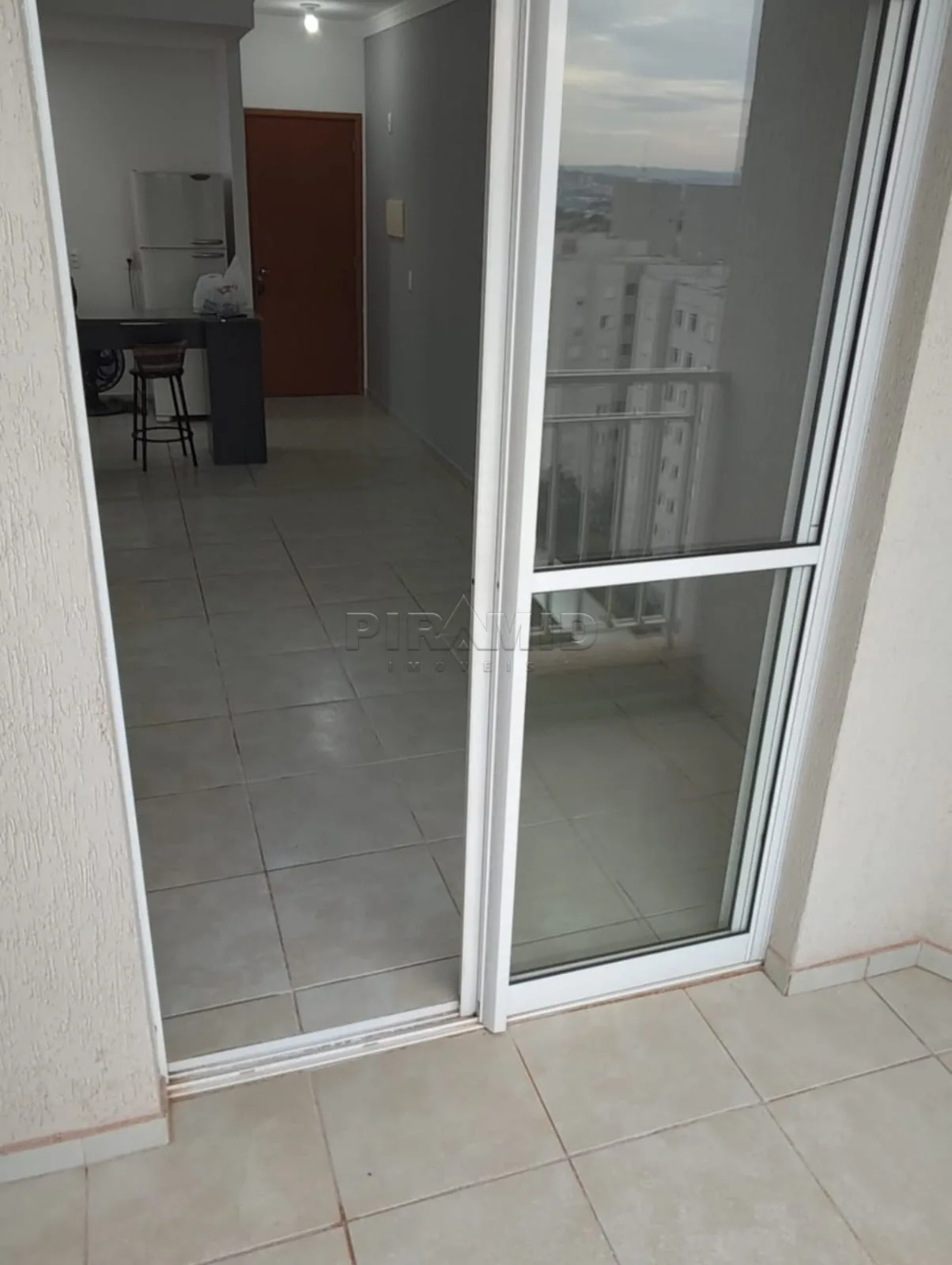 Comprar Apartamento / Padr&atilde;o em Ribeir&atilde;o Preto R$ 235.000,00 - Foto 2